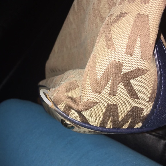 Mk tote - Picture 6 of 6